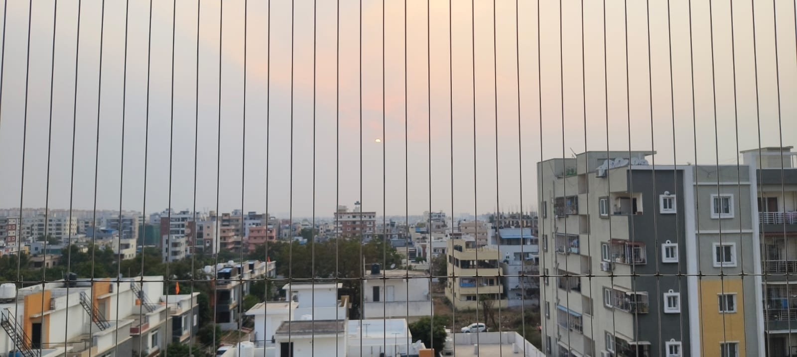 Balcony pigeon netting installation